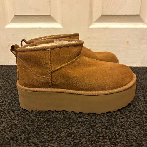 Ugg women beige suede - women’s,