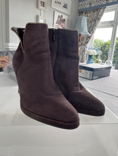 Brown suede jane shelton - brown,