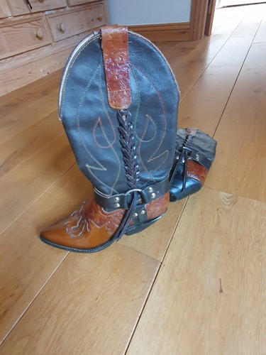 Cowboy boots size5 - boots,