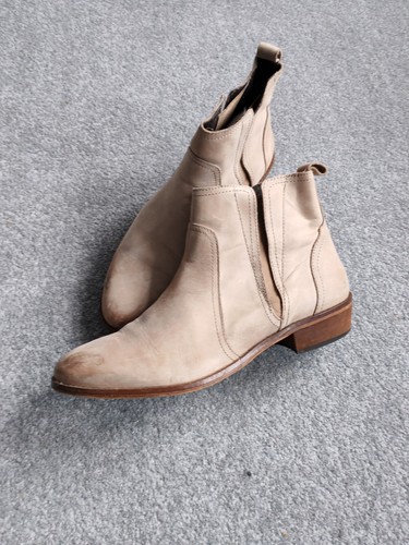 Office beige leather chelsea - office,