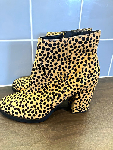 Office london beige black - office,